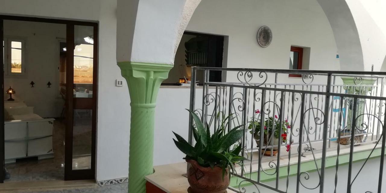 L'Hirondelle De Kelibia : Chez Amou Hotel Exterior foto
